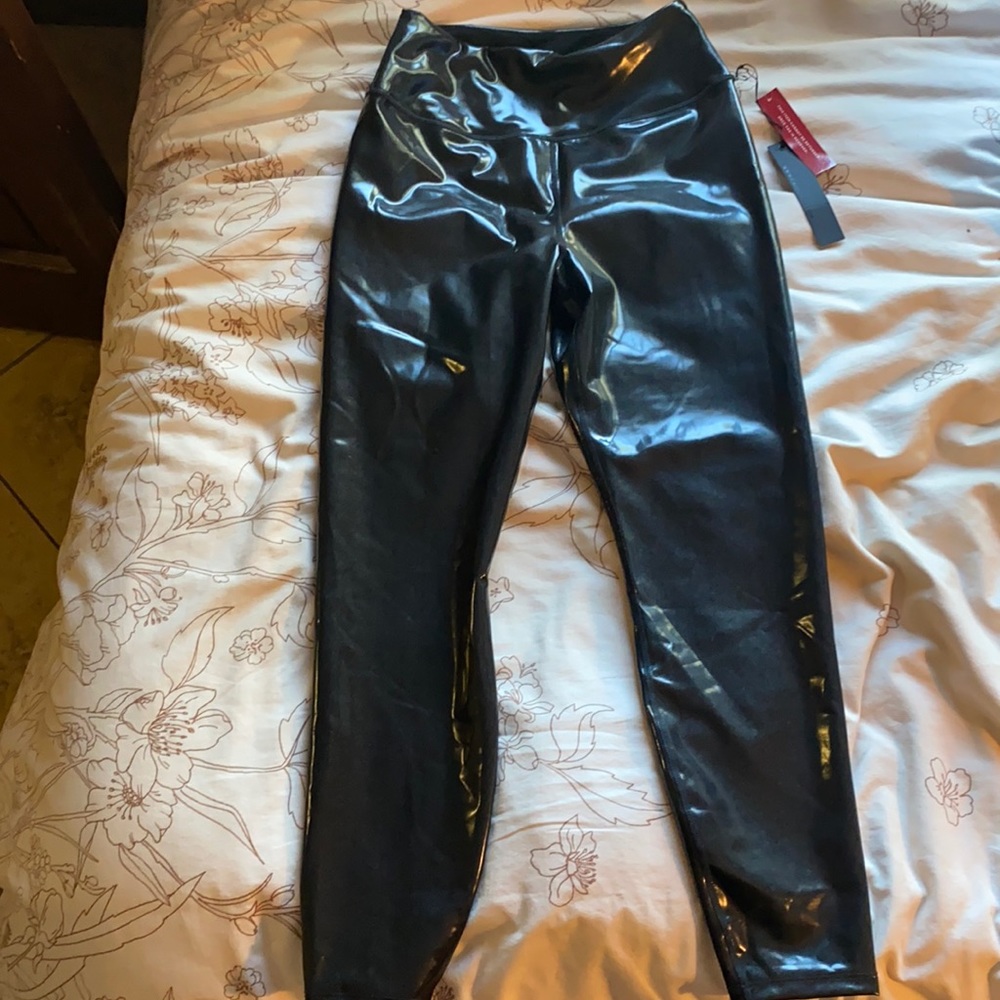 Brand new Carbon 38 Black faux leather leggings